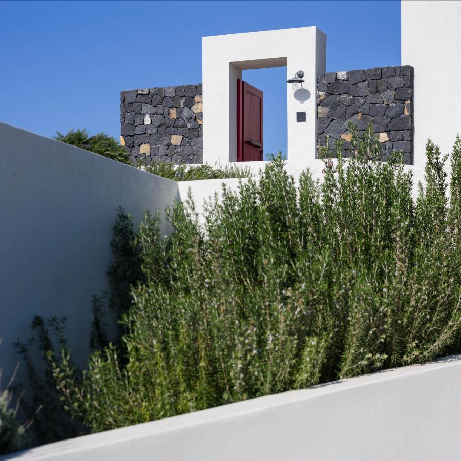 Potnia Theron Suites Akrotírion Exterior foto